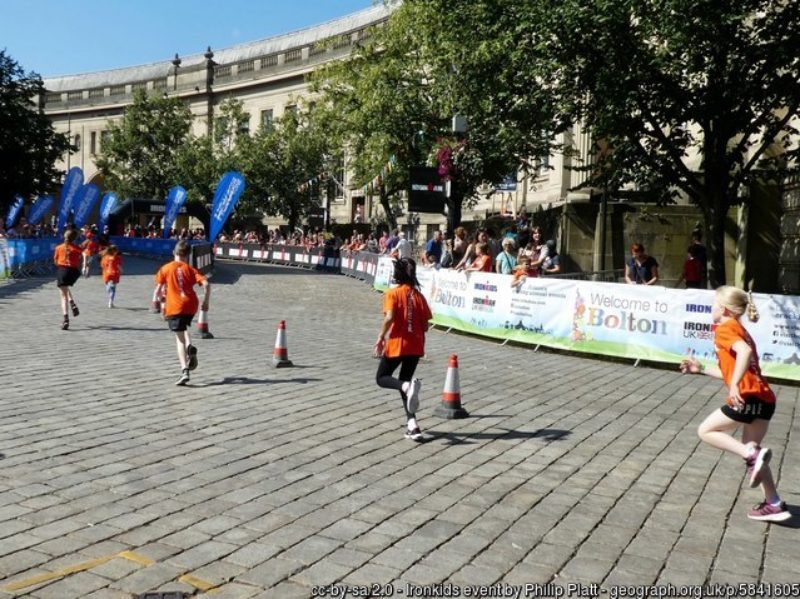 Children running in IronKids 2018